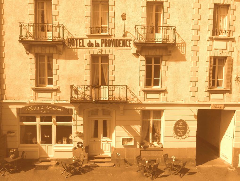 Égliseneuve-dʼEntraigues Hotel De La Providence מראה חיצוני תמונה