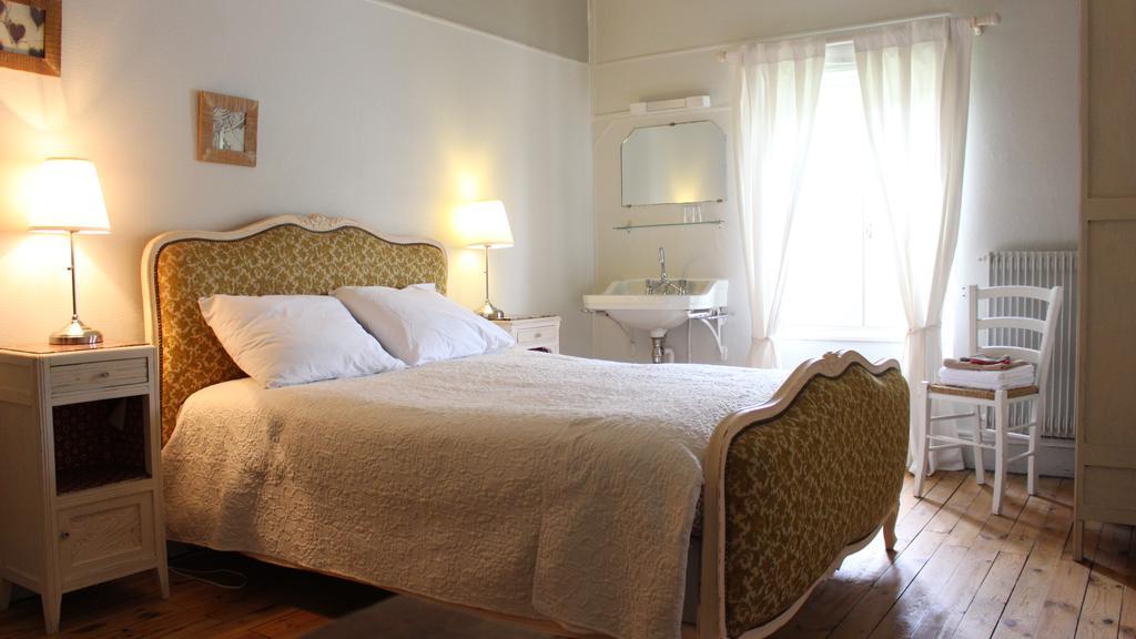 Égliseneuve-dʼEntraigues Hotel De La Providence מראה חיצוני תמונה